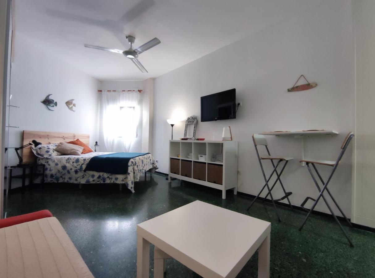 Estudio Interior En Playa De Las Canteras Apartment Las Palmas de Gran Canaria Exterior photo